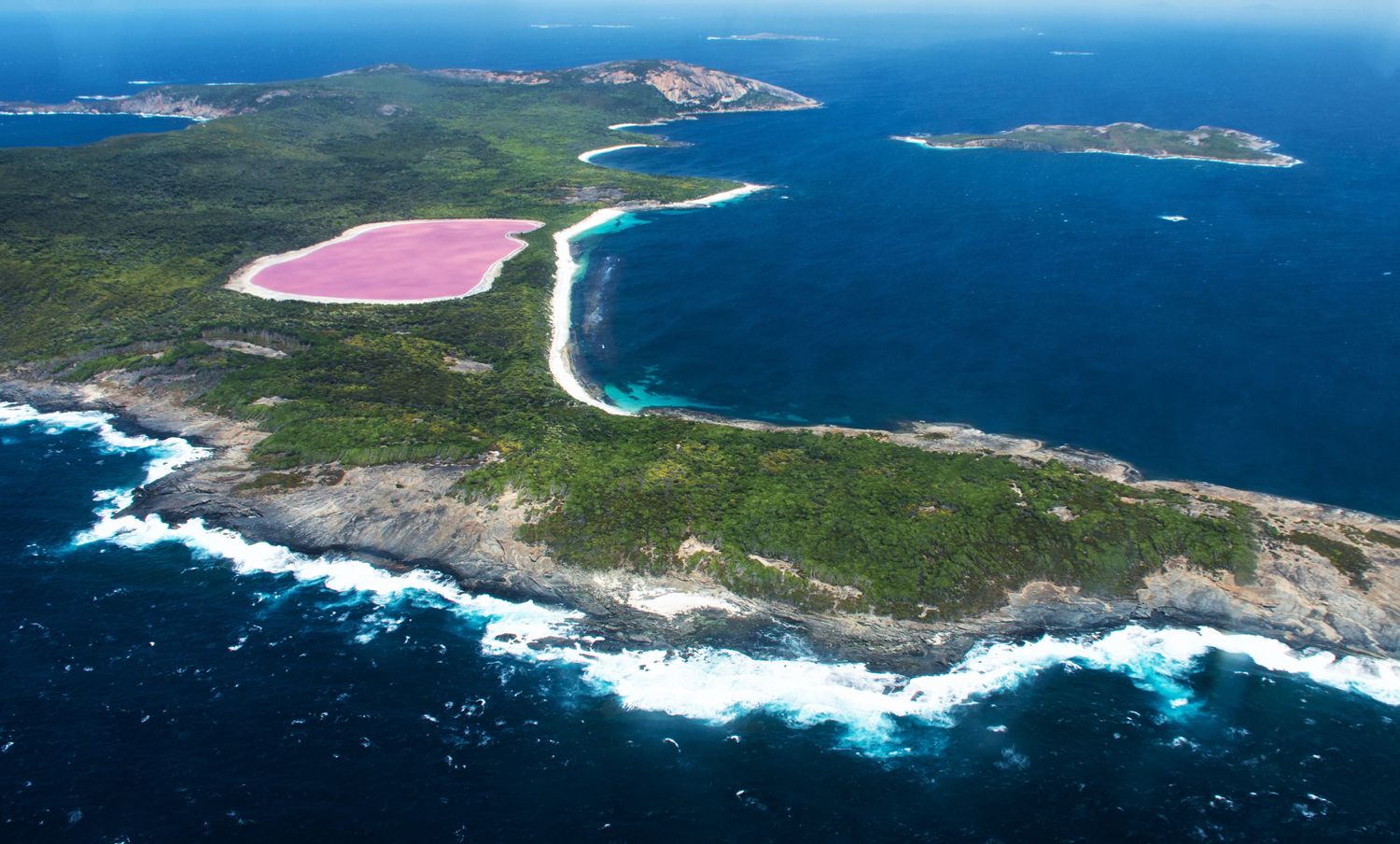 https://whenonearth.net/wp-content/uploads/Lake-Hillier-1.jpg